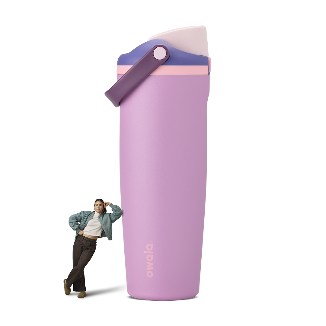 FreeSip® Sway Water Bottle U0IVT2M6R3