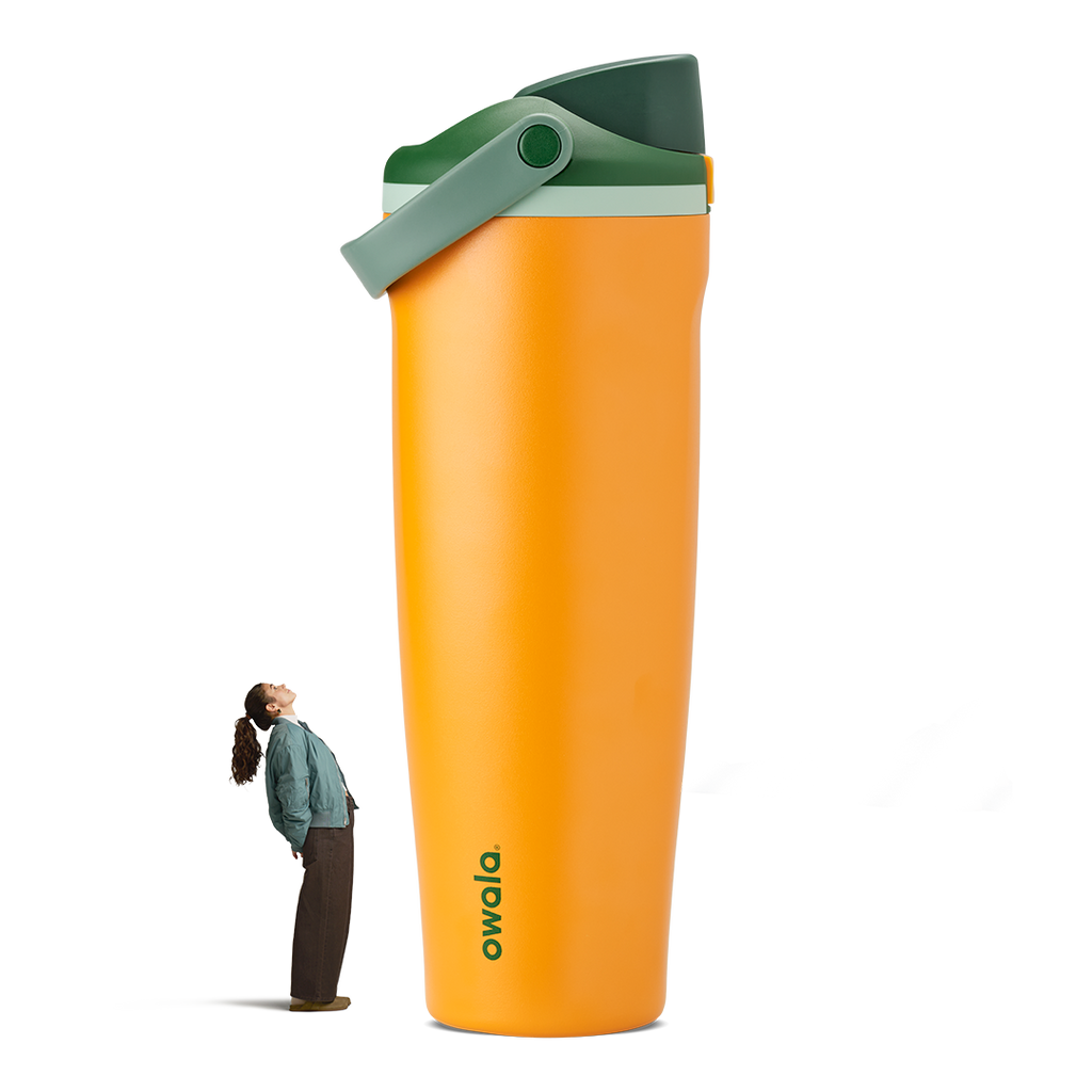 FreeSip® Sway Water Bottle U0IVT2M6R3