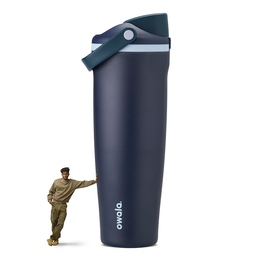 FreeSip® Sway Water Bottle U0IVT2M6R3